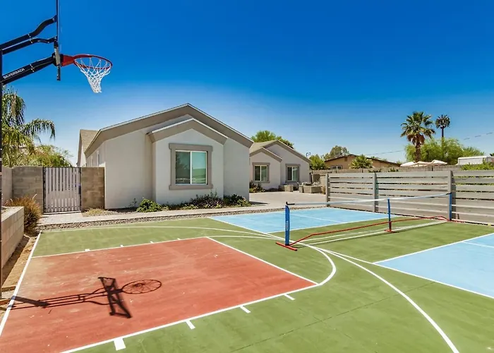 Scottsdalestays 10br Estate-big Pool-sport Courts. Phoenix