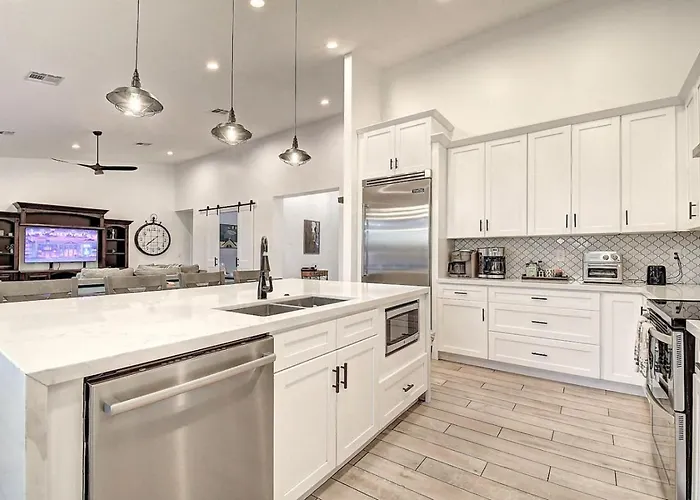 Scottsdalestays 10br Estate-big Pool-sport Courts. * Phoenix