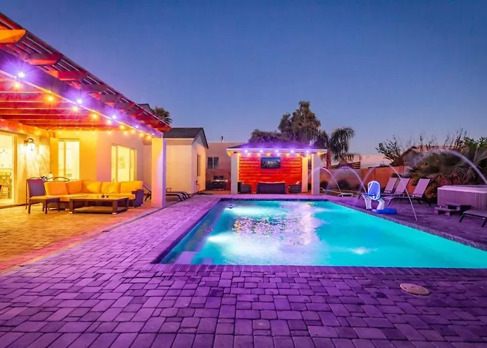 Scottsdalestays 10br Estate-big Pool-sport Courts. Holiday home Phoenix