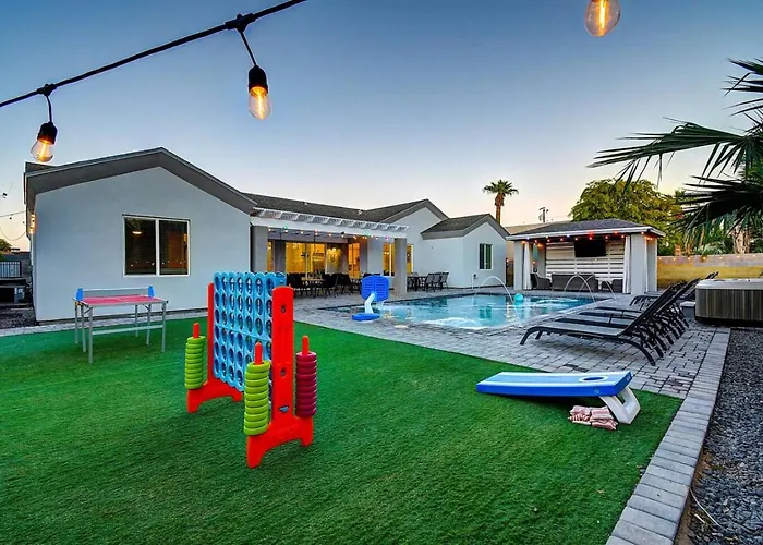 Scottsdalestays 10br Estate-big Pool-sport Courts. Phoenix