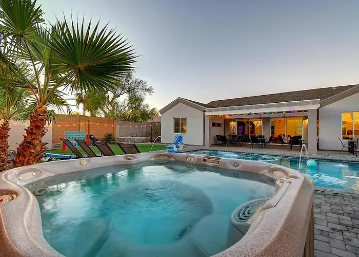 Holiday home Scottsdalestays 10br Estate-big Pool-sport Courts.