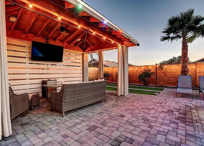 Scottsdalestays 10br Estate-big Pool-sport Courts. Phoenix