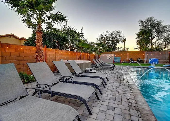 Scottsdalestays 10br Estate-big Pool-sport Courts. Phoenix