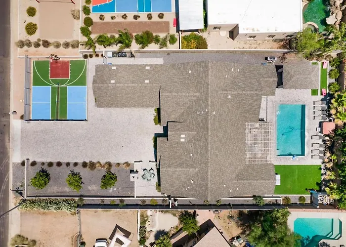 Scottsdalestays 10br Estate-big Pool-sport Courts. *
